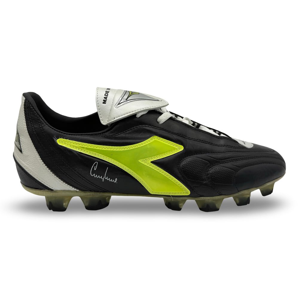 Gary Neville Match Issued Diadora Attiva RTX 12 - 2003/04