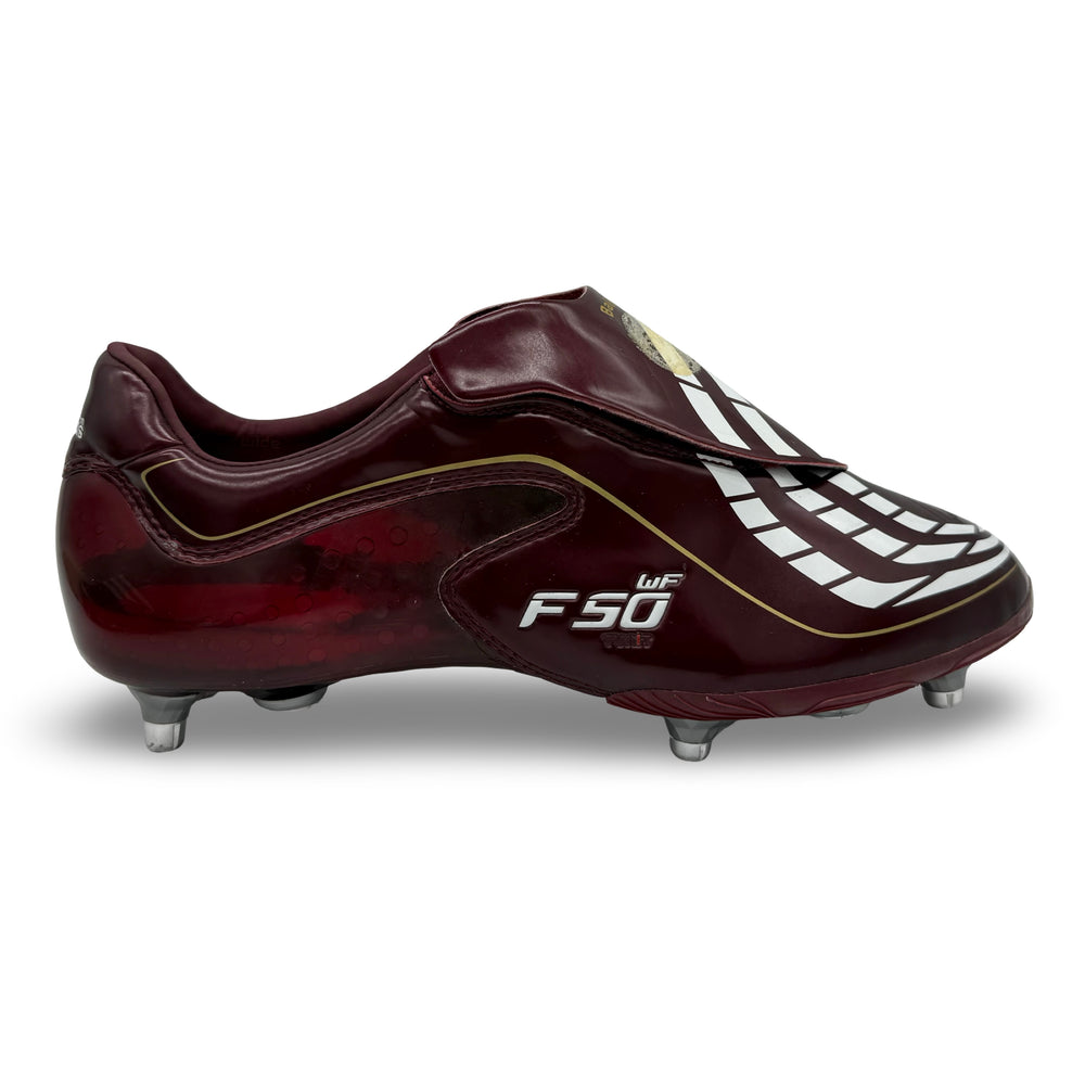 Gareth Bale Match Worn Adidas F50.9 Tunit - 2008/09