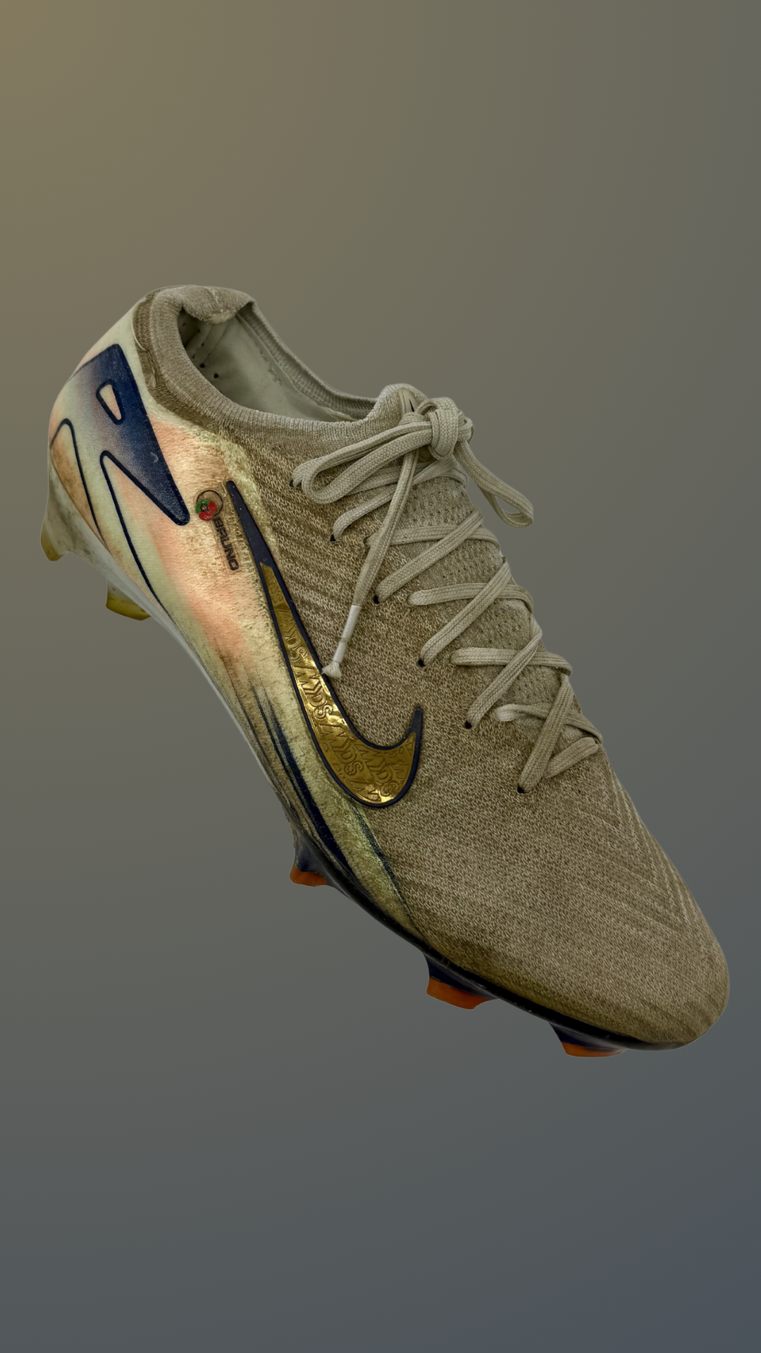 THIS WEEK’S FEATURE — THE MANCHESTER UNITED ARCHIVE