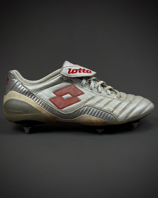 Clarence Seedorf | Match-Worn Boots | 2005/06 | 2006/07 | 2007/08 | 4 Goals | 3 Assists | AC Milan