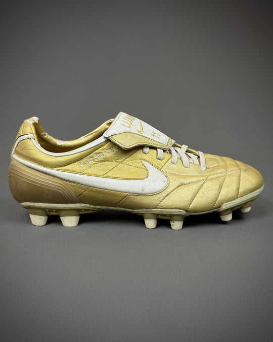 Miroslav Klose | Player-Worn Boots | 1-of-1 2006 FIFA World Cup Top Scorer Edition | Germany & Werder Bremen