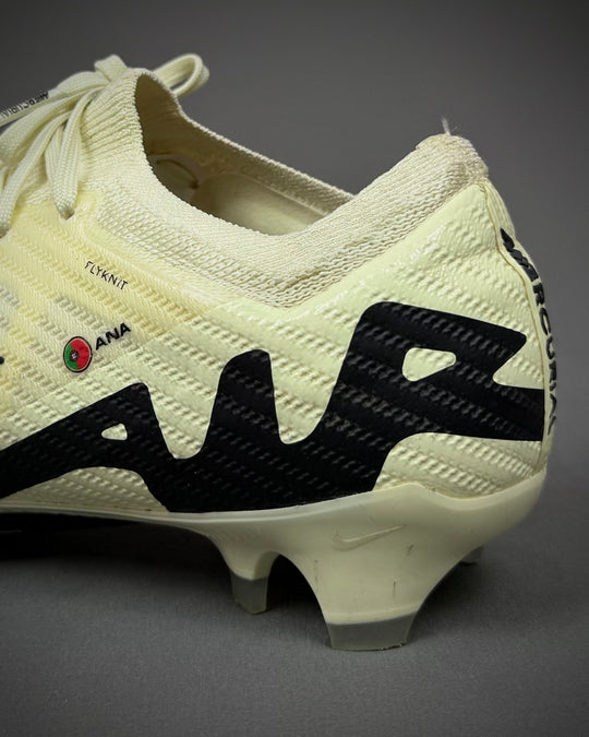 Bruno Fernandes | Match-Worn Boots | 2023/24 | 1 Assist | Manchester United