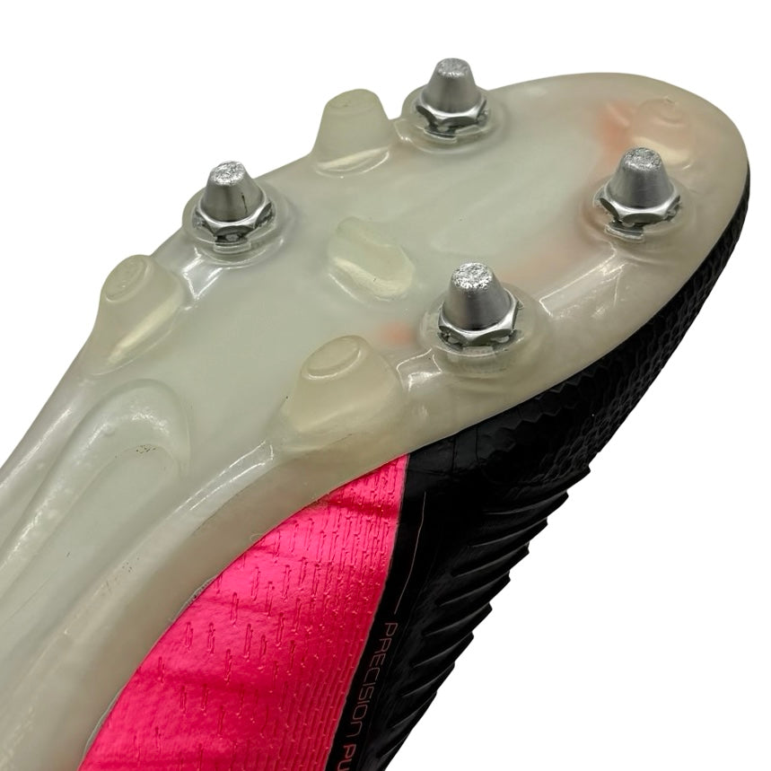 John Stones | Match Worn | 2019/20 | Carabao Cup Semi-Finals | Nike Phantom VNM Elite