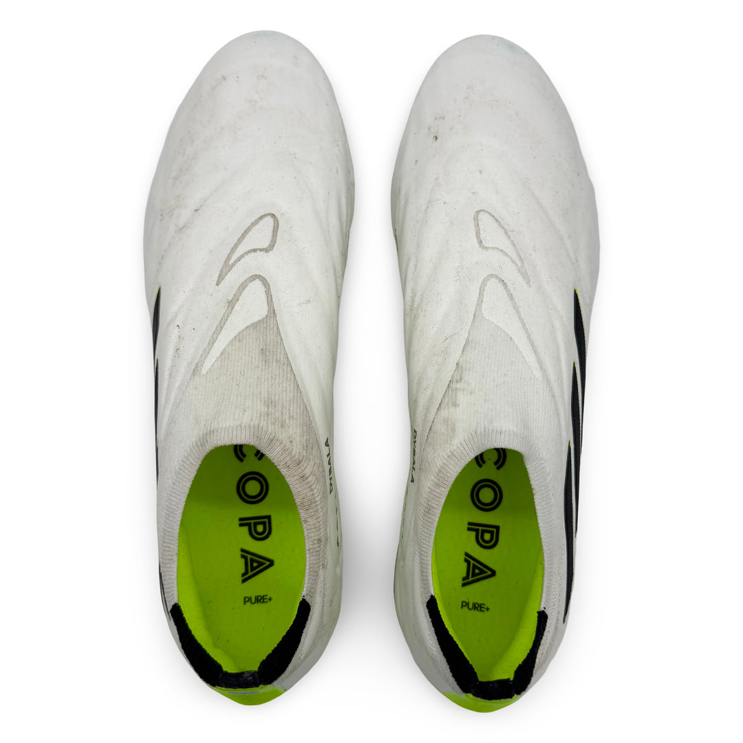 Adidas Copa Pure+ de Paulo Dybala, usada en partidos y fotocombinada - 2023/24