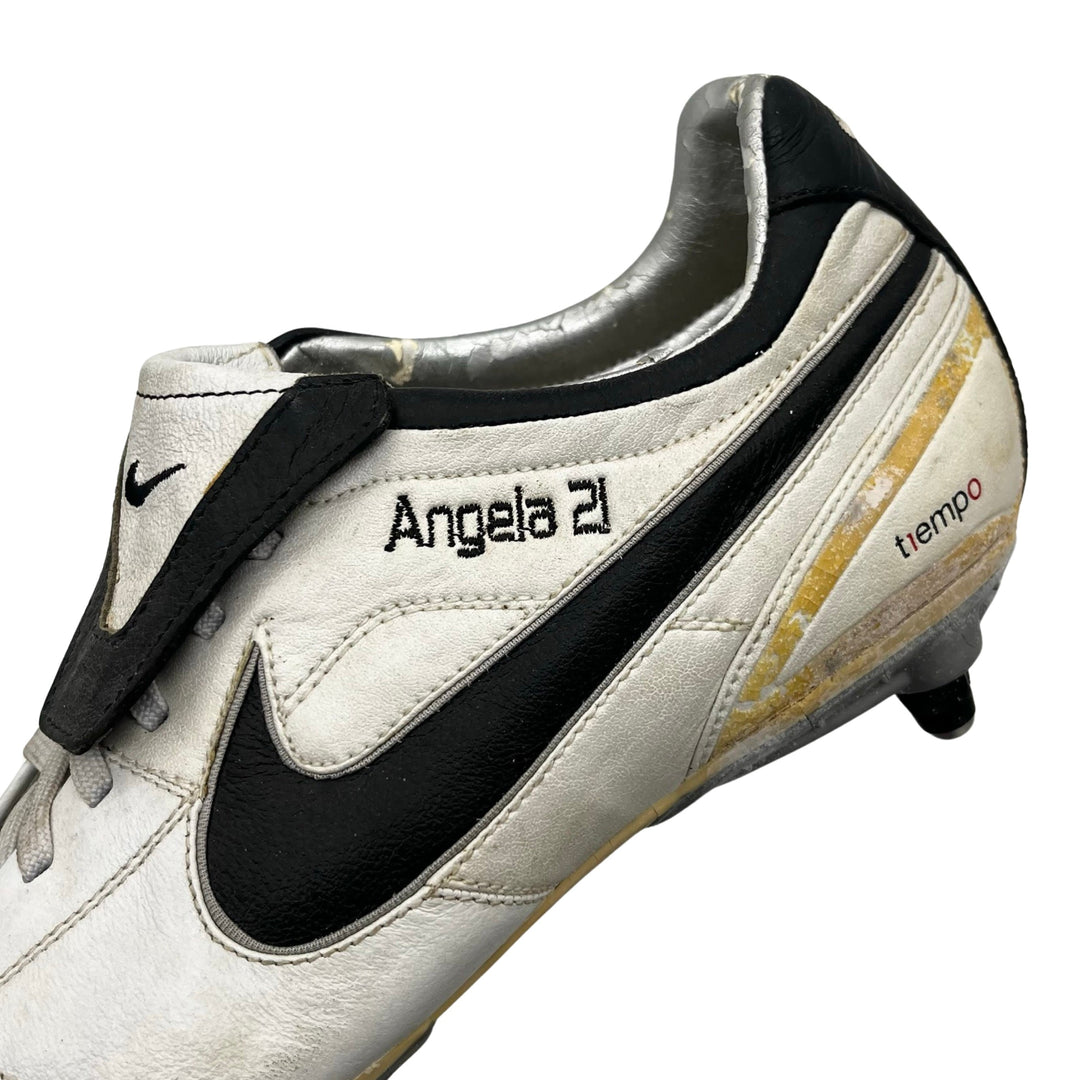 Andrea Pirlo Match Worn Nike Tiempo Air Legend II - 2007/08