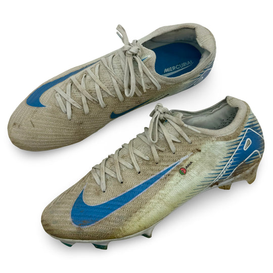 Bruno Fernandes | Match-Worn Boots | Photo-Matched | 2024/25 | 2 Assists | Manchester United & Portugal