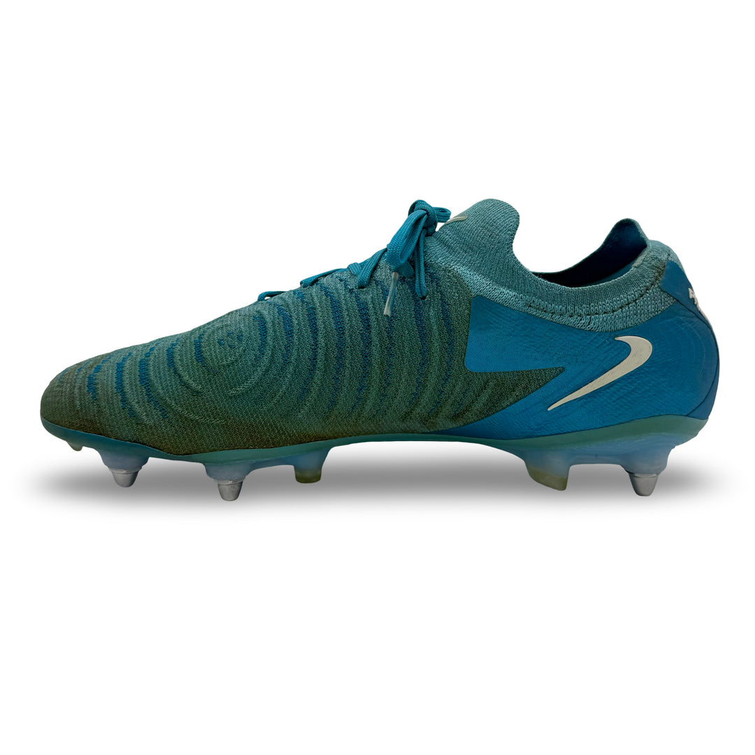 Marc Guéhi | Match-Worn Boots | 2024/25 | 2 Goals | 2 Assists | 8 Clean Sheets | Crystal Palace & England