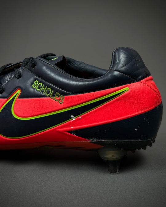 Paul Scholes | Match-Worn Boots | 2012/13 | Manchester United | Final Career Season