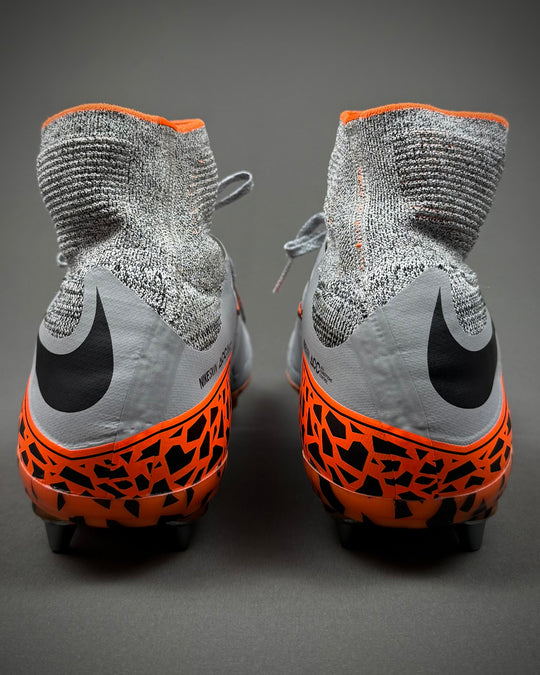 Robert Lewandowski | Match-Issued Boots | 2015/16 | Bayern Munich