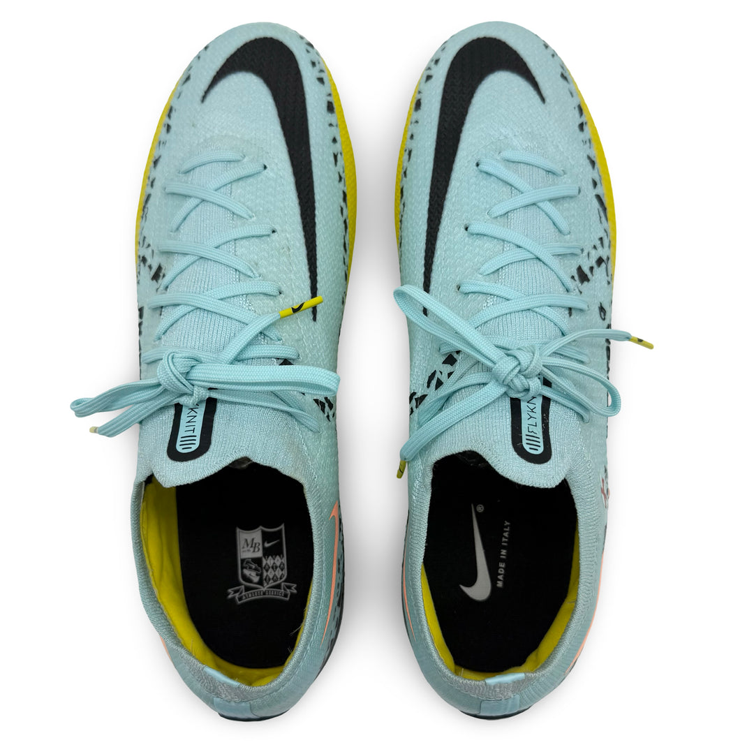 Harry Kane MBE Match Issued Nike Phantom GT2 Elite - 2022/23