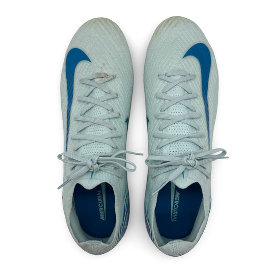Alphonso Davies | Match-Worn Boots | 2024/25 | Bayern Munich