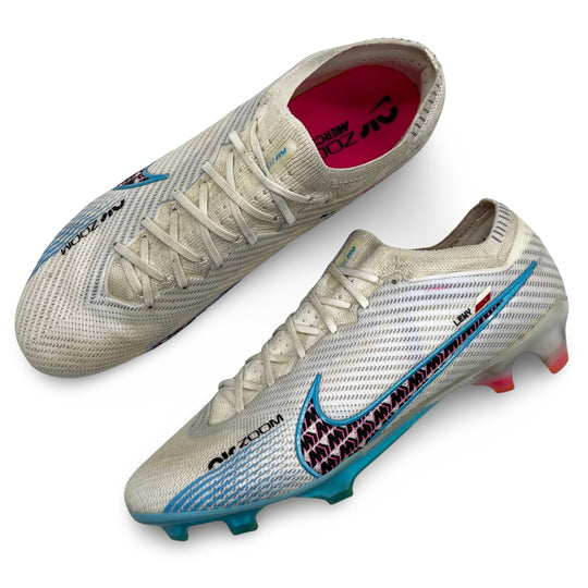 Robert Lewandowski Match Worn, Photo-Matched Nike Air Zoom Mercurial Vapor 15 Elite - 2022/23