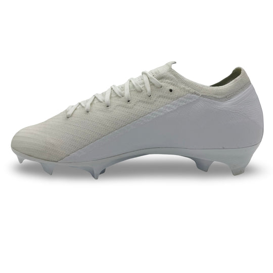 Bruno Fernandes | Player-Worn Boots | 2023/24 | 1-of-1 Prototype | Manchester United & Portugal