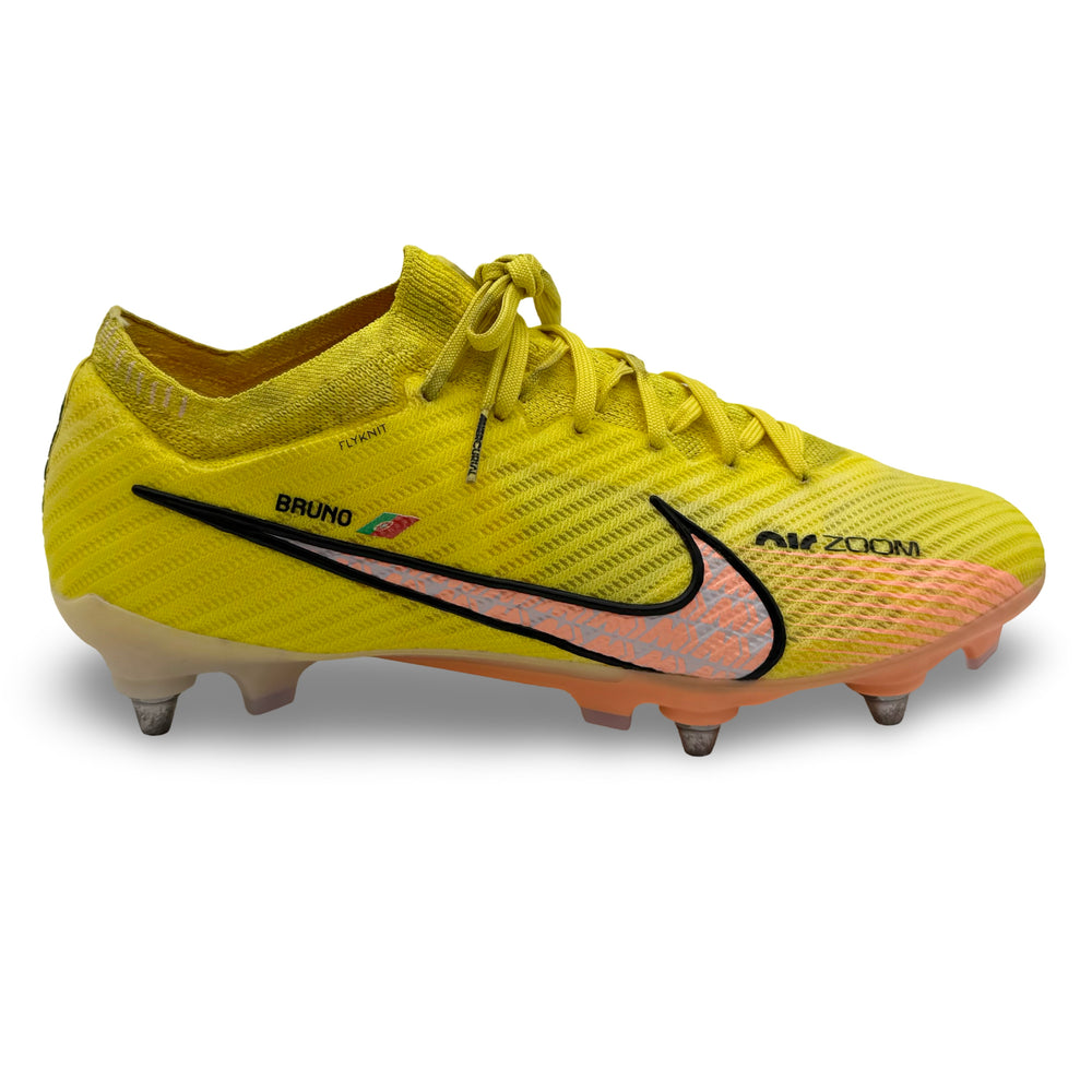 Bruno Fernandes | Player-Worn Boots | 2022/23 | Manchester United