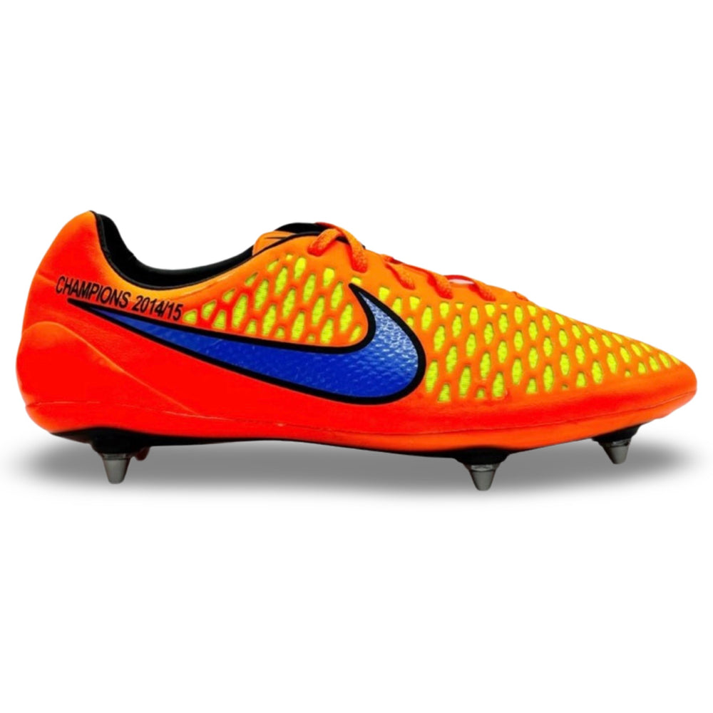 约翰&middot;特里比赛穿耐克Magista Opus冠军2014/15