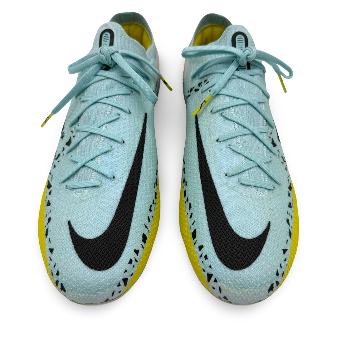Harry Kane MBE Match Issued Nike Phantom GT2 Elite - 2022/23