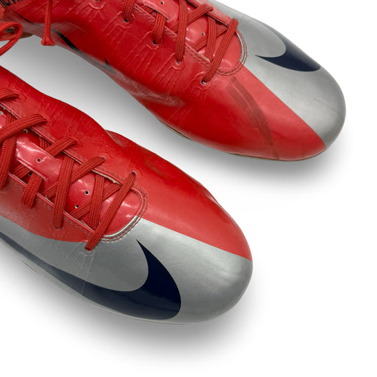 Zlatan Ibrahimović Match Worn, 4 Goals Scored, Nike Mercurial Vapor Superfly I - 2008/09