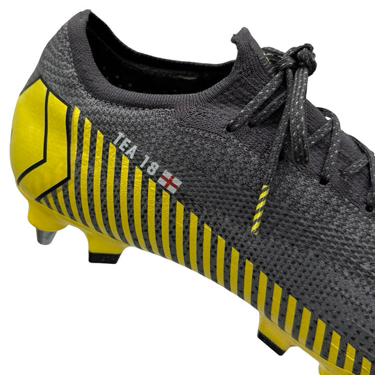 Nike Mercurial Vapor 12 Elite 2017/18 usadas por Ashley Young