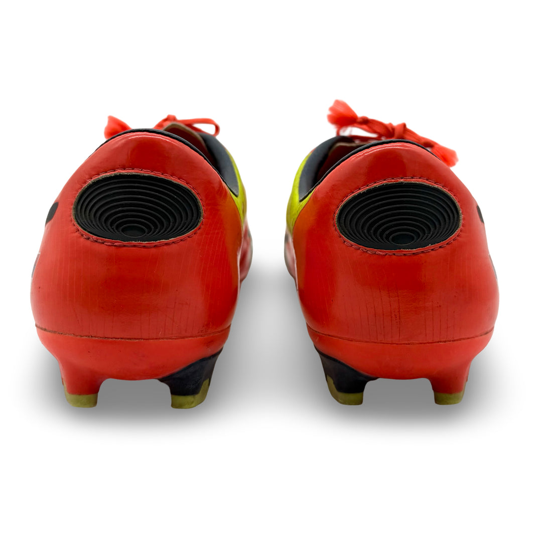 Nemanja Matić | Player-Worn Boots | 2013/14 | Chelsea