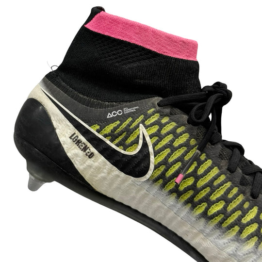Leonardo Bonucci Match Worn Nike Magista Obra - 2015/16