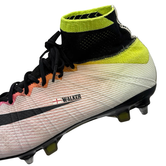 Kyle Walker | Match-Worn | Photo-Matched | 2015/16 | 2 Clean Sheets | 1 Assist | Nike Mercurial Superfly IV