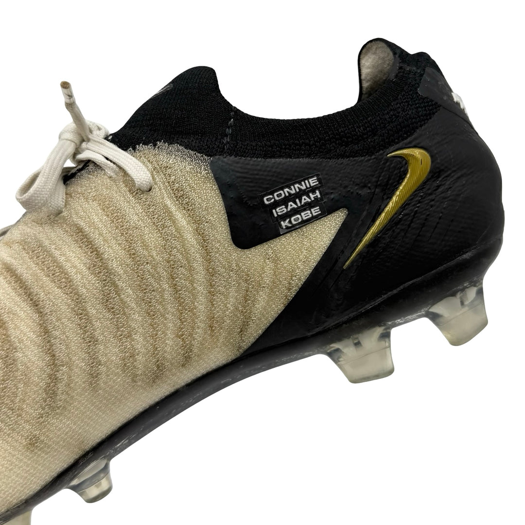 جون ستونز يرتدي حذاء Nike Phantom GX II Elite في المباراة - موسم 2023/24 من 4 مباريات متتالية