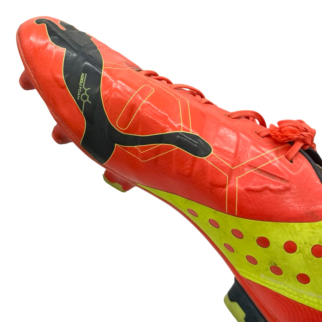 Nemanja Matić | Player-Worn Boots | 2013/14 | Chelsea