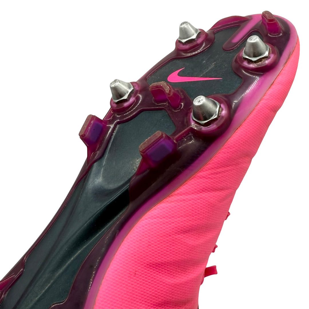 Willian Match Worn, 1 Goal Scored Nike Mercurial Vapor X - 2015/16