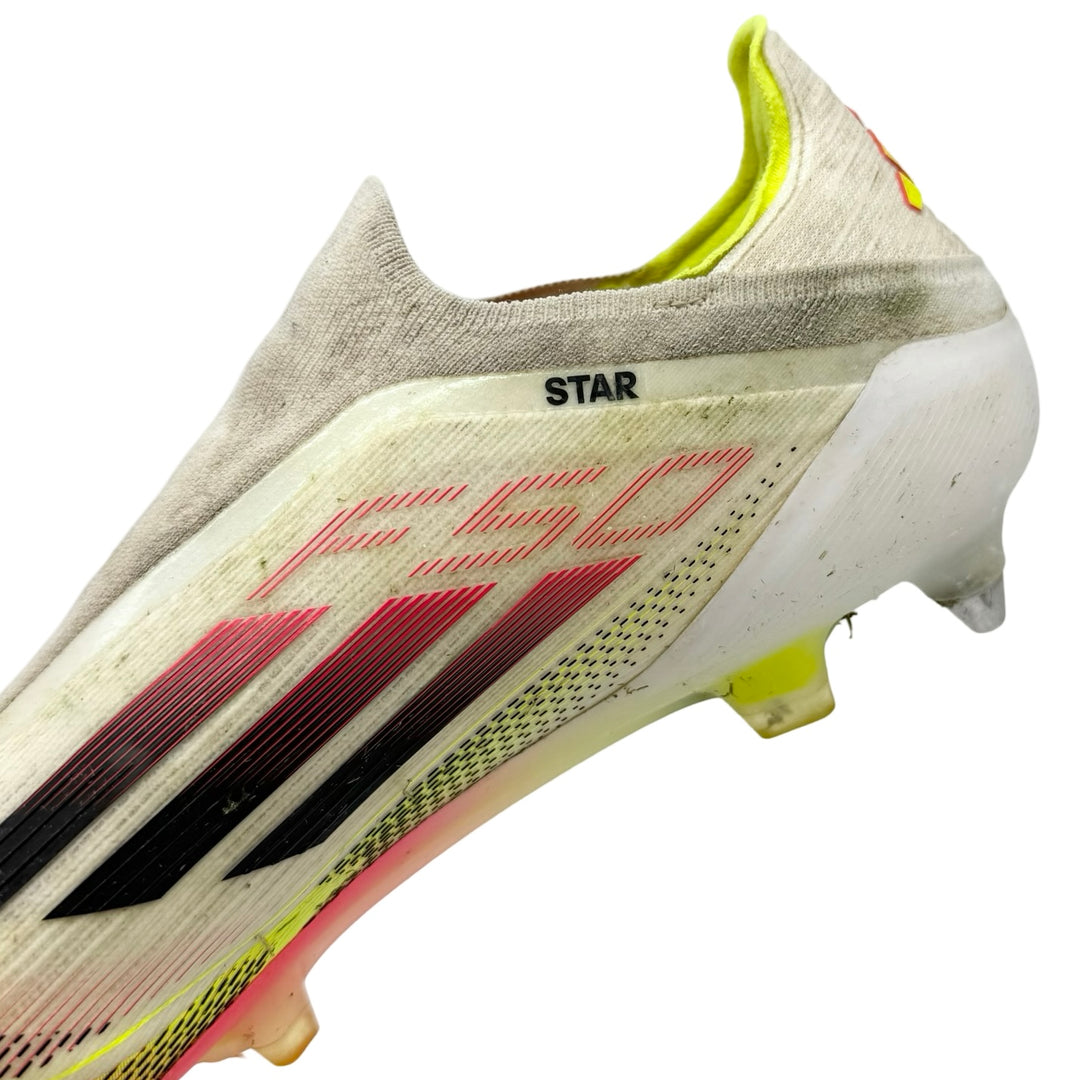 Jarrod Bowen, jugador de fútbol, 2 goles y 2 asistencias, fotocombinada: Adidas F50 Elite Laceless - 2024/25