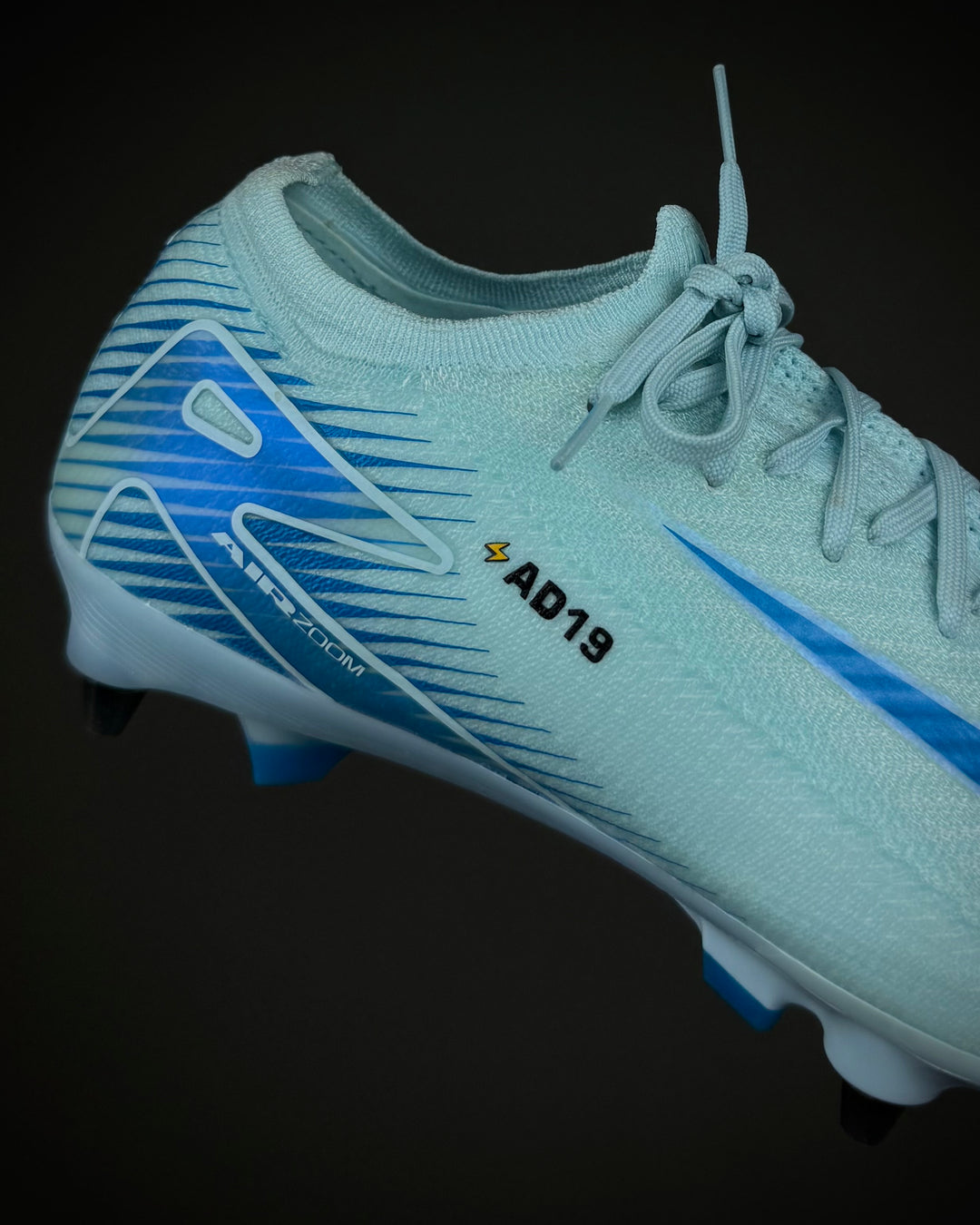 Alphonso Davies | Match-Worn Boots | 2024/25 | Bayern Munich