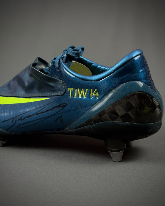 Theo Walcott | Match-Worn Boots | 2008/09 | 2 Goals | Arsenal