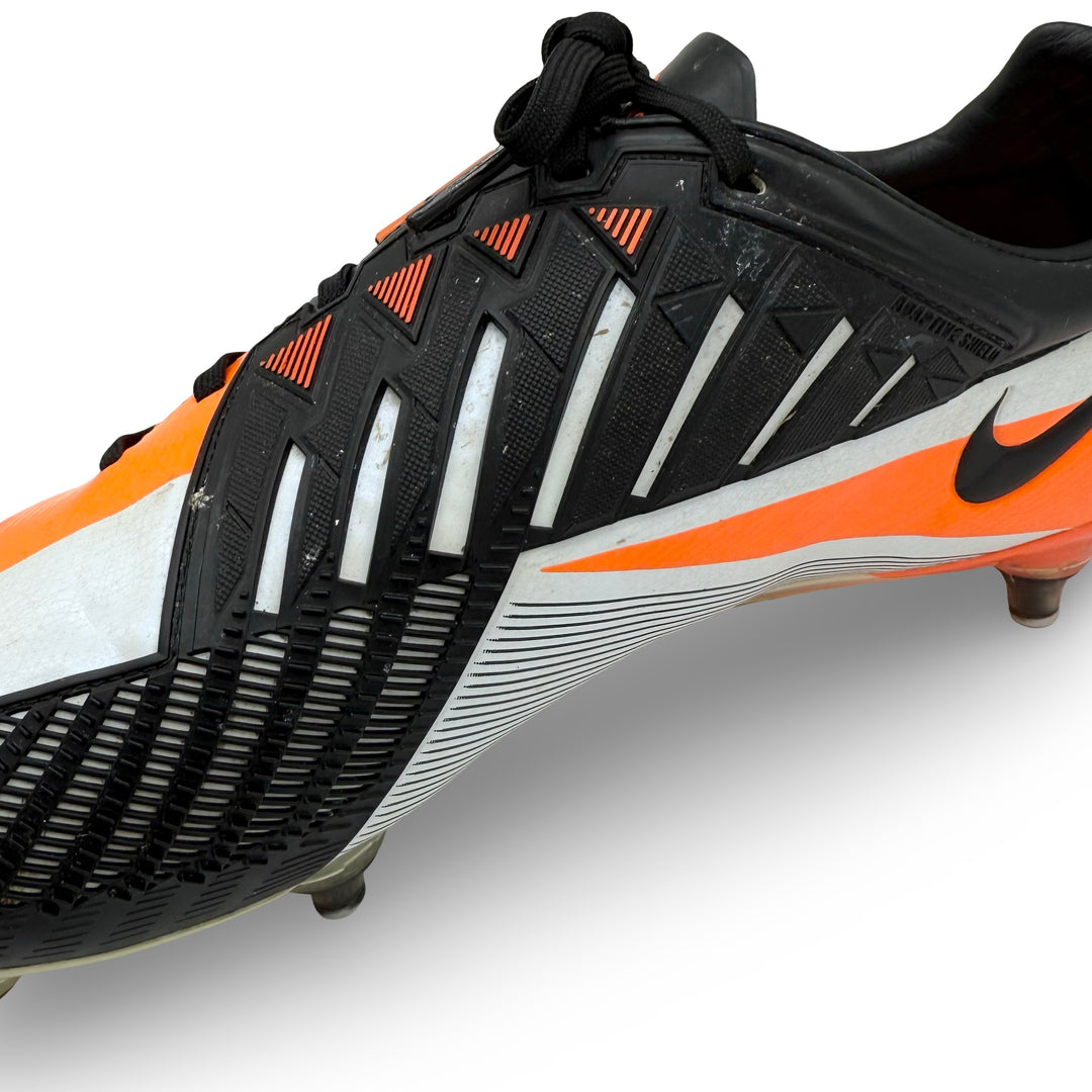 Wayne Rooney Match Worn, 1 Goal Scored, Photo-Matched Nike T90 Laser IV - 2011/12