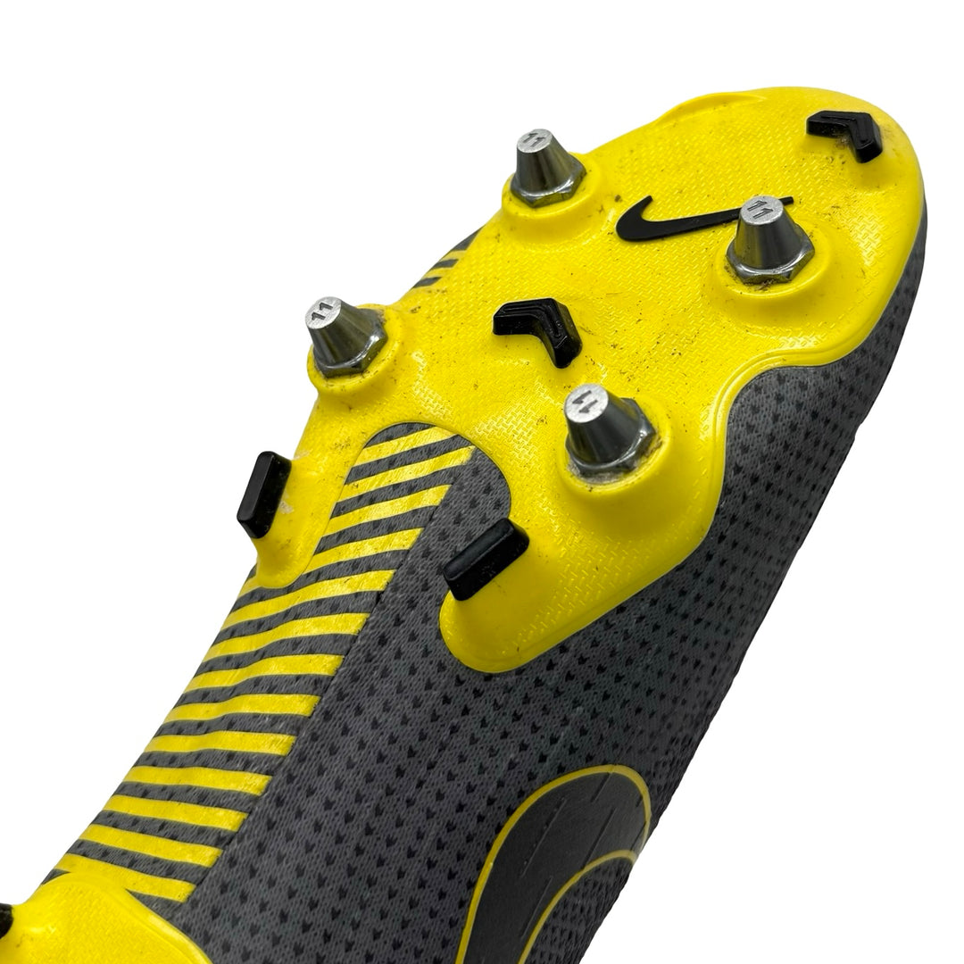 Nike Mercurial Vapor 12 Elite 2017/18 usadas por Ashley Young