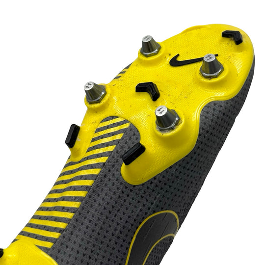 Nike Mercurial Vapor 12 Elite 2017/18 usadas por Ashley Young