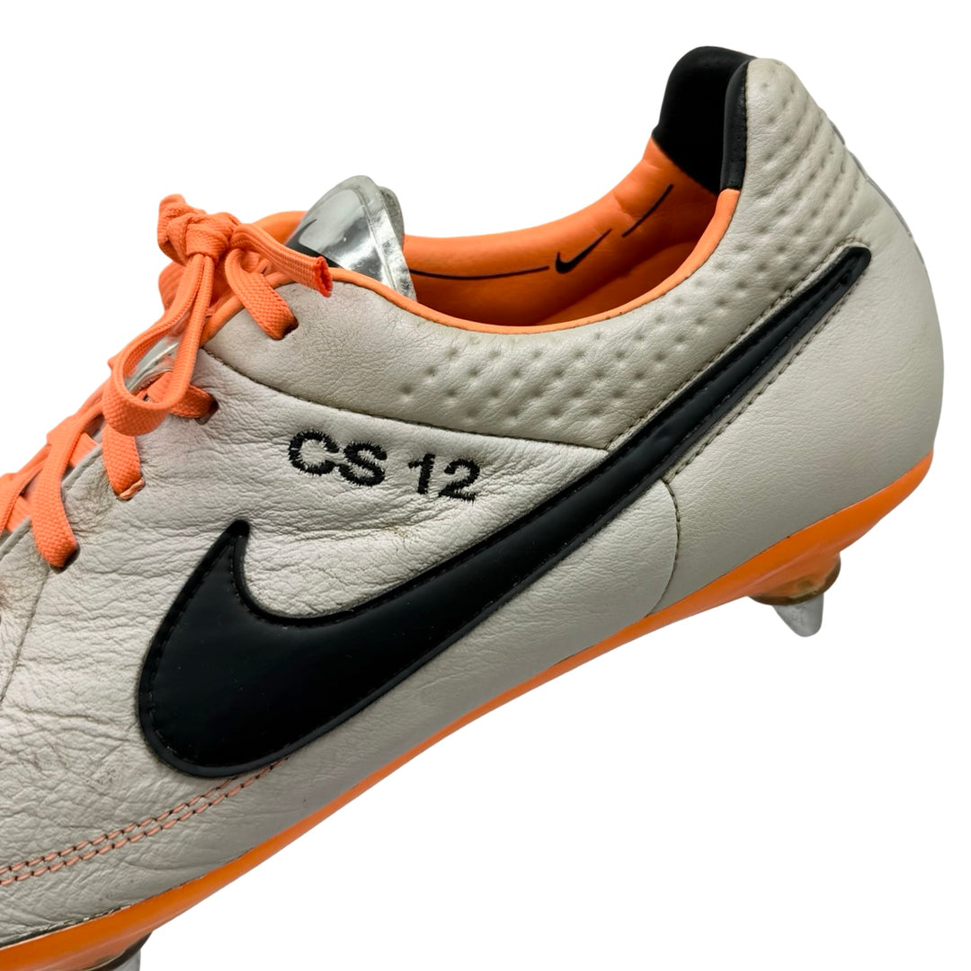 Nike Tiempo Legend V usada por Chris Smalling en partidos - 2013/14