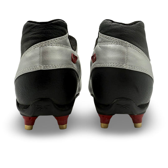 Ryan Giggs Match Worn, Dual Signed Reebok Baleni - 2000/01