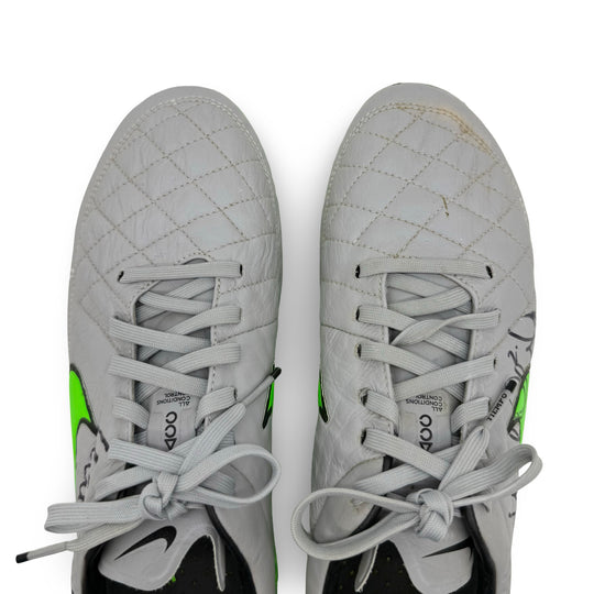 Kyle Walker | Match-Worn Boots | Dual Hand-Signed | 2015/16 | Tottenham