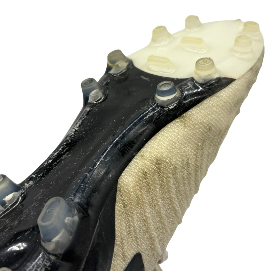 جون ستونز يرتدي حذاء Nike Phantom GX II Elite في المباراة - موسم 2023/24 من 4 مباريات متتالية