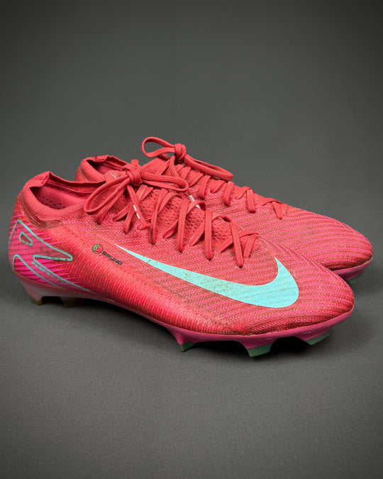 Bruno Fernandes | Match-Worn Boots | 2024/25 | 6 Goals inc. Hat-Trick | 2 Assists | Manchester United & Portugal