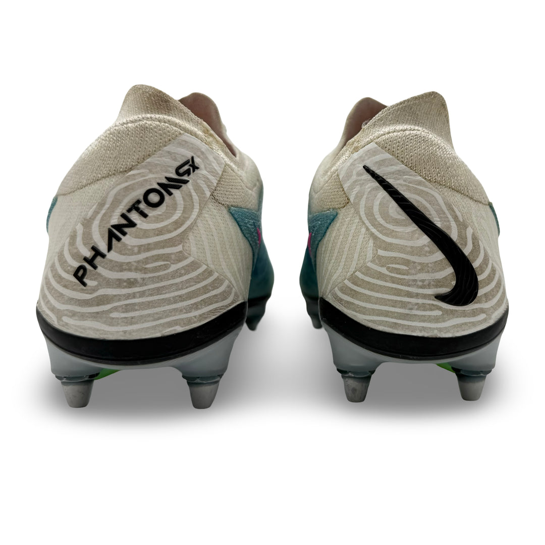 Andy Robertson | Match Worn | 2022/23 | Nike Phantom GX Elite