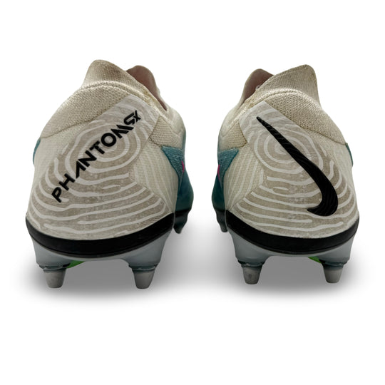 Andy Robertson | Match Worn | 2022/23 | Nike Phantom GX Elite