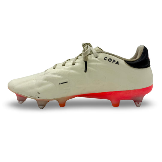Bernardo Silva | Match-Worn Boots | Photo-Matched | 2023/24 4-In-A-Row Season | 4 Goals | 1 Assist