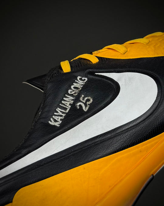 Alex Song | Match-Worn Boots | 2012/13 | Barcelona