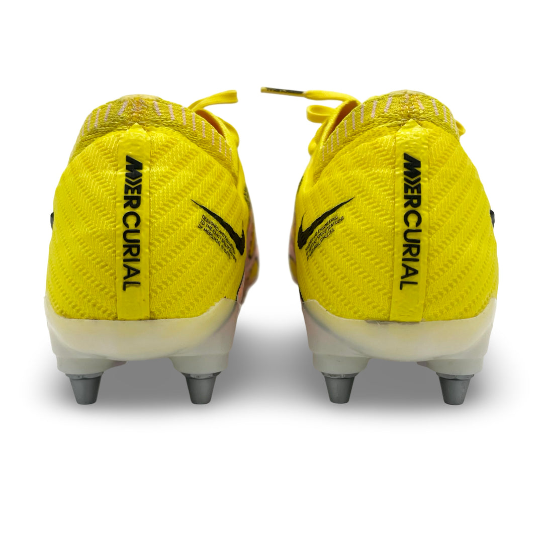Erling Haaland Partido desgastado Nike Mercurial Vapor 15 Elite 2022/23 Treble Season