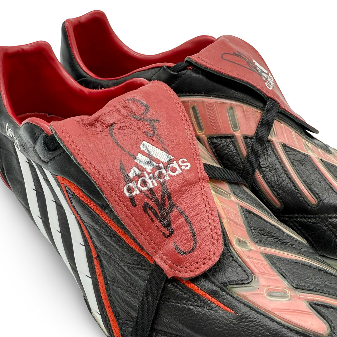 Steven Gerrard Match Issued, Adidas Predator Powerswerve com dupla assinatura - 2007/08