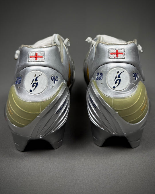 Sir David Beckham | Player-Worn Boots | 2009/10 | Final England International Career Model