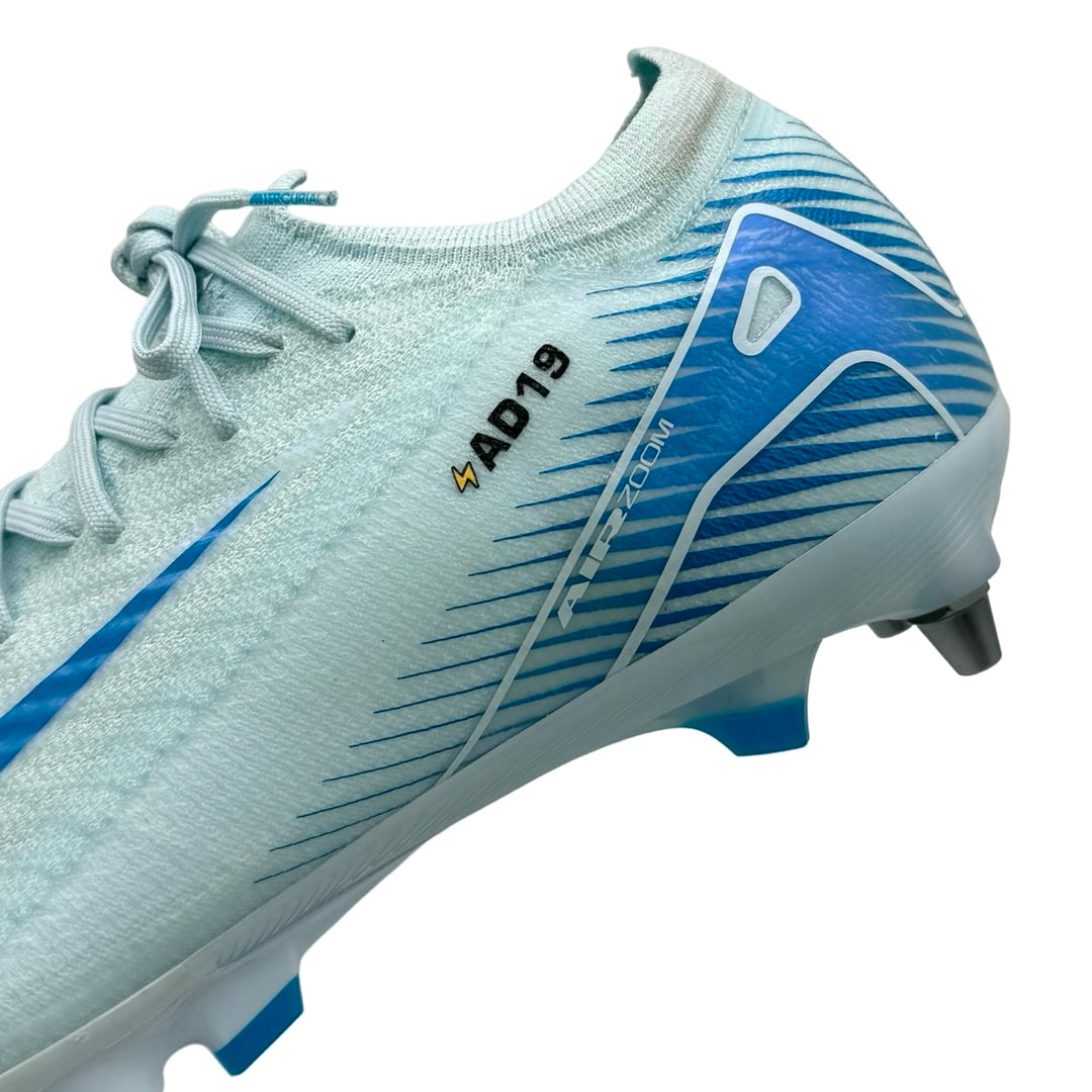 Alphonso Davies | Match-Worn Boots | 2024/25 | Bayern Munich