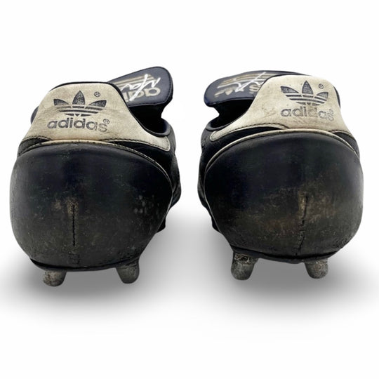 Mark Hughes partido desgastado Adidas Profi firmado 1985 FA Cup Final