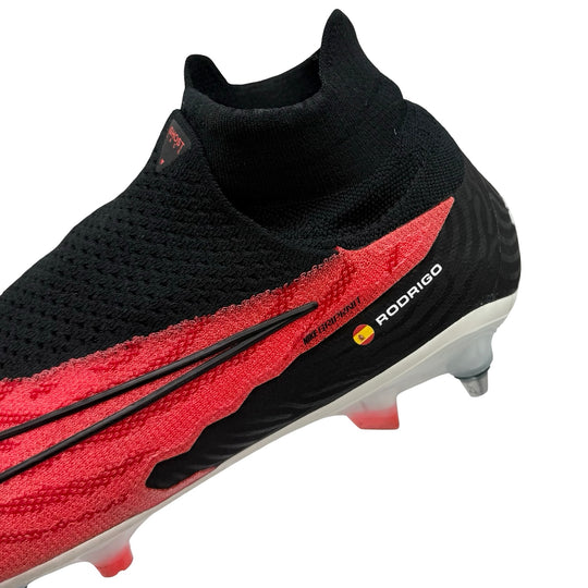 Rodri Match Worn, 3 Goals & 2 Assists, Photo-Matched Nike Phantom GX Elite - 2023/24 4-In-A-Row Season, 2023 UEFA Super Cup