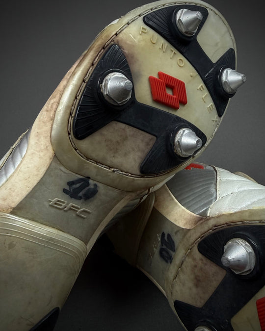 Clarence Seedorf | Match-Worn Boots | 2005/06 | 2006/07 | 2007/08 | 4 Goals | 3 Assists | AC Milan